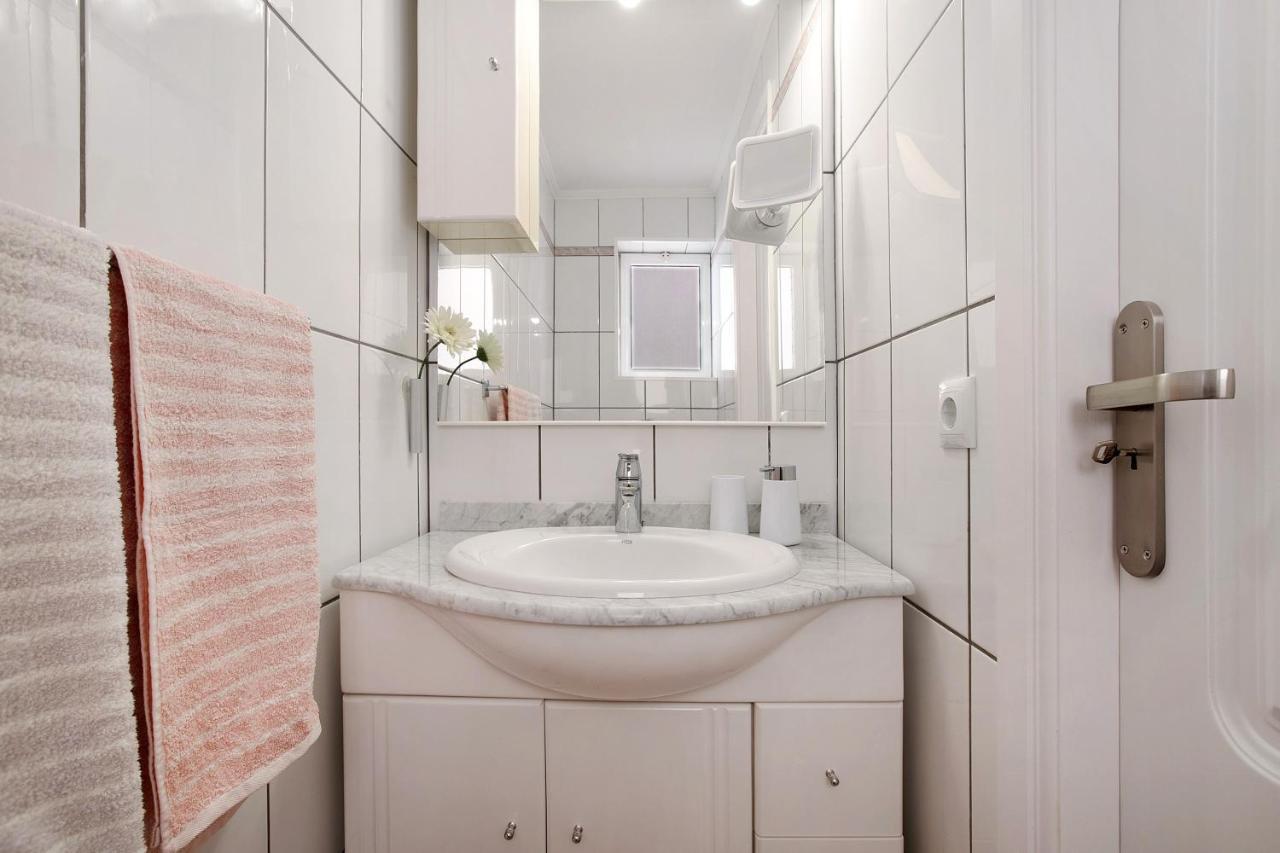 Apartment Seaside لوس رياليخوس المظهر الخارجي الصورة